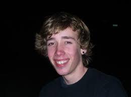 Eric Bean's Instagram, Twitter & Facebook