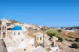 L'isola di santorini è un luogo romantico per eccellenza, scelto dalle coppie di innamorati anche per gli splendidi tramonti che è in grado di regalare l'isola di santorini è sole, mare e tanto divertimento. Akrotiri Santorini Vacanzegreche