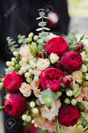 We would like to show you a description here but the site won't allow us. Beautiful Bouquet Of Bright Red Flowers With Beige Roses Autumn Wedding Bouquet Stock Photo Picture And Royalty Free Image Image 119846909