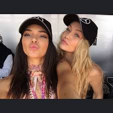 Kendall jenner gigi hadid rule paris fashion week shows. Gigi Hadid Explains Why Kendall Jenner Will Never Be Her Competition