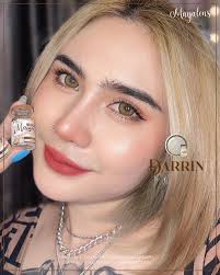 Darin brown (Dia:14.5) ตาแซ่บแถมความหวานๆ สีสวยชัดแบบสายฝอ.  เรียกได้ว่าตัวแม่ สวยไม่แผ่ว มองระยะไหนก็สวยย โดดเด่นด้วย ค่าน้ำ55%  🔥ตัวเลนส์ ผลิตจาก mpc polymer 🔥นุ่ม สบายตา ทุกครั้ง ที่ใส่ 🔥 200  ดีไซต์สุดฮิตจากเกาหลี สอบถาม/สั่งซื้อสินค้า Line ...