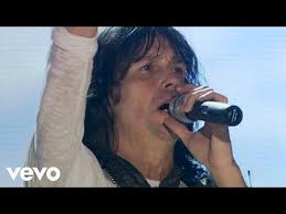 Foreigner S Official Live Video For I Want To Know What Love Is Click To Listen To Foreigner On Spotify Http What Is Love Best Love Songs Beautiful Songs