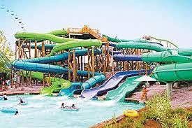香港海洋公園水上樂園（英語：water world, ocean park hong kong）乃香港興建中的水上樂園。 亞洲首個兼唯一一個全年365日、全天候開放的臨海水上樂園，樂園設有五個主題區域，共有 27 個室內及戶外玩樂設施。 é¦™æ¸¯åŠä¸–ç•Œå„åœ°æ°´ä¸Šæ¨‚åœ'éŠçŽ©åœ˜water Park Fans Trang Chá»§ Facebook