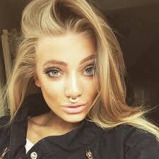 Jess Daly's Instagram, Twitter & Facebook