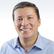 Por la cual se modifica la Ley...