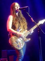 Biography Alanis Morissette Place2link