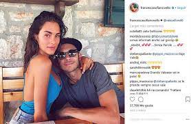 Motogp legend valentino rossi has been slammed after taking a private jet to his girlfriend francesca sofia novello's 27th birthday. Francesca Sofia Novello Y Valentino Rossi Marca English