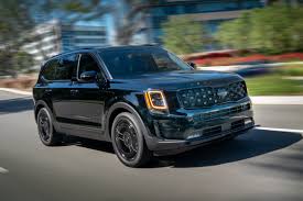 Snow white pearl, everlasting silver, gravity gray, ebony black, sangria, black. 2021 Kia Telluride Overview