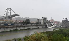 Stalpii erau cu grad avansat de degradare, politrucii italieni au aprobat bani pentru 2 din 6 parca. Video Un Pod S A PrÄƒbuÈ™it In Italia Cel PuÈ›in 38 MorÈ›i Regional