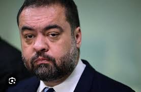 Alexander De Castro"