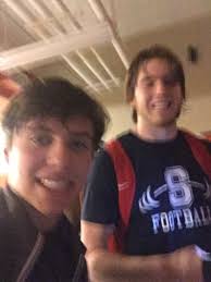 Max Hollis (@maxholliss)