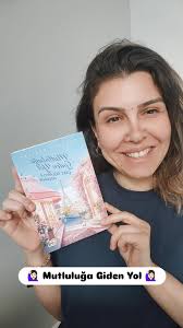 Mutluluğa Giden Yol, Çakıl Taşlarıyla Doludur.., Lisa, dört çocuk annesi  çalışan bir kadın. Tüm sorumlulukları sırtına yüklemiş hayata tutunmaya  çalışan mücadele eden bir kadın. Aslında parası ailesi ...