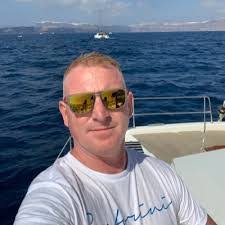 Brandon Dack's Instagram, Twitter & Facebook