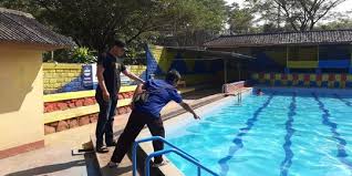 Bapak Anak Tewas Tenggelam Di Kolam Renang Wisata Sari Wates Purwakarta Merdeka Com