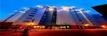 Tourists can take advantage of a wide range of amenities: Holiday Inn Express Croydon Hotel London