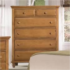 Dead men don't wear plaid (1982) cast and crew credits, including actors, actresses, directors, writers and more. Bb95 115 Vaughan Bassett Furniture Chest 5 Drawers Pine