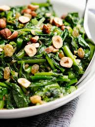 Rapini (Broccoli Rabe) with Raisins and Hazelnuts