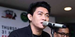 Luncurkan Single Baru, Ifan Seventeen Tegaskan Bandnya Tak Bubar