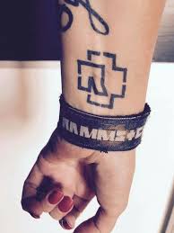 Pin Von Cheri Selbee Auf Rammstein Tattoo Vorlagen Tattoo Ideen Bohse Onkelz Tattoo