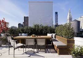 Raised offering an elevated view of the chicago river, this stylish rooftop bar more than lives up to its name. 35 Wondrous Outdoor Dining Spaces Outdoor Dining Spaces Rooftop Design Patio
