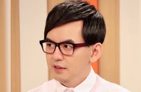 SHOWBIZ: Singer Jam Hsiao, 37, and manager Summer Lin, 51, hold grand  wedding banquet