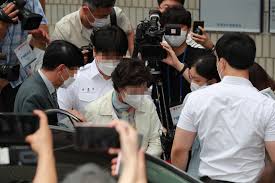 처는 꾸벅꾸벅 졸고 있어서 장모님은 처도 네방으로 가서 쉬라고. Y7vyk7rssdhecm
