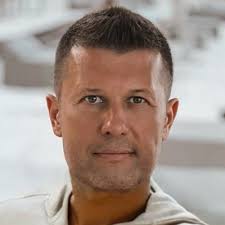 Playboy's stock price ($PLBY) went up ~30% today. Here's why we got in  earlier this year, and why I think they are a strategic hold mid-term. 1.  They were trading at less