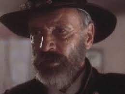 Meet the men who portray Civil War generals -- Elgin's own William Lynch  and Ulysses S. Grant. (via Daily Herald)