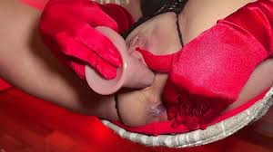 Nicole Dupapillon Uks Longest Labia is a Dirty Little Devil: British  Fingering Porn
