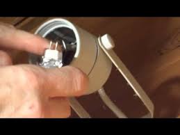 How To Replace Track Light Halogen Bulb Mr16 Youtube