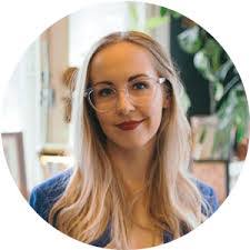 Sara Baumann's Instagram, Twitter & Facebook