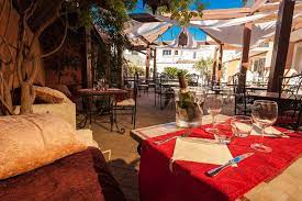 Discover the region of languedoc roussillon and enjoy the best rates with logis hotels. Hotel De La Clape Narbonne