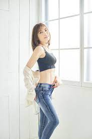 着るだけでボディメイク！美しい姿勢を作り出す 熊田曜子が本気でこだわったスタイルコーチインナー発売開始 | NEWSCAST