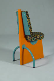 Often 'memphis' designs are controversial. Memphis Chair Is Wierdly Amazing To Look At Odd Shapes Gaudy Colours Make You Think And It Looks Cool Moderne Wohnung Modern Wohnideen