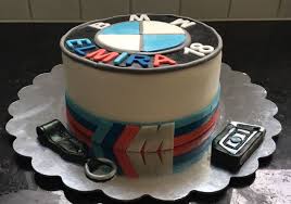 Experimente open air oder auf dem dachboden. Bmw Torte 18 Geb Cakelovescookies Webseite
