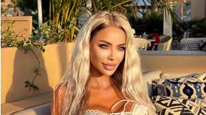 Blondina e în stare de șoc după cele întâmplate noaptea trecută. Mesajul Trimis De Bianca DrÄƒguÈ™anu Lui Bodi E DecisÄƒ SÄƒ Plece Cu Fata Din È›arÄƒ ReÈ›ete È™i Vedete