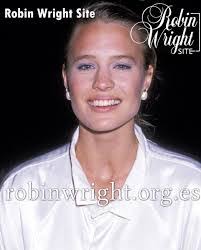 Robin Wright's Instagram, Twitter & Facebook