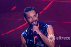 También, hizo una aparición especial en la serie de televisión juvenil aliados. Moria Casan Tiro Un Revelador Comentario Sobre El Pantalon Del Cachete Sierra Da La Nota