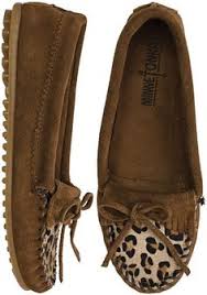 105 Best Moccasins Images Moccasins Old Friend Slippers