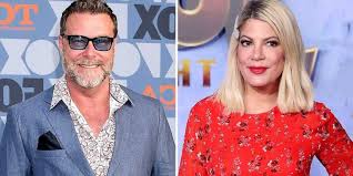In bh90210, tori spelling gamely turns in a performance as a warped sort of fame monster, unable to live outside © copyright 2021 variety media, llc, a subsidiary of penske business media, llc. Ea950msbfgo3vm
