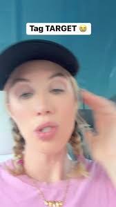 Ericka Wood's Instagram, Twitter & Facebook