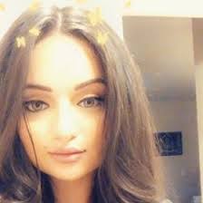 Kiran Mann's Instagram, Twitter & Facebook