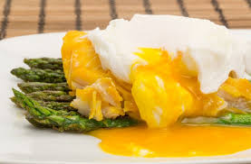 Add the olive oil, butter and garlic to the saucepan and cook on low for about 5 minutes then add the onions and and saute on low/medium heat for about 10 minutes. How To Cook Smoked Haddock 4 Failsafe Methods For Delicious Results Real Homes
