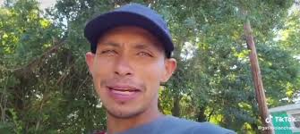 Otro video del más que ama los...