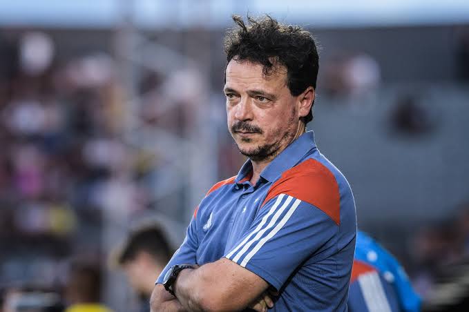 Diniz pede e Cruzeiro pode contratar meia campeão da Libertadores pelo Botafogo