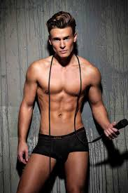 images?q=tbn:ANd9GcSUibxX7A7_qxzu4-svarf