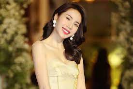 Hai vị kia là thượng thanh linh bảo thiên tôn (đứng thứ 3) và thái thanh đạo đức thiên tôn (tức thái thượng lão quân) (đứng đ Giá»¯a Tranh Cai Khan Giáº£ Nuoi Nghá»‡ SÄ© Thá»§y Tien Báº­t Khoc Viáº¿t Tam ThÆ° Giáº£i Tri Media Thanh Nien