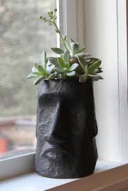 Black Easter Island Head Planter Etsy Saksi Seramik Sanati Seramik