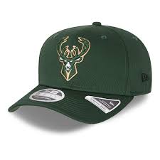 Get milwaukee bucks starting lineups, included both projected and confirmed lineups for all games. 9fifty Stretch Snap Milwaukee Bucks Team Colour Kappe In Grun Mit Clipverschluss New Era Cap