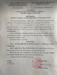 Sếp lớn 'hai trong một' bất ngờ xuất hiện, tuyển việt nam tập rất sung. Okmf1j2j8rvkbm